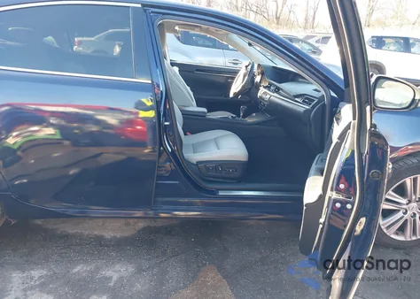 2015 Lexus Es 350 z USA, uszkodzony, nr VIN JTHBK1GG2F2155639